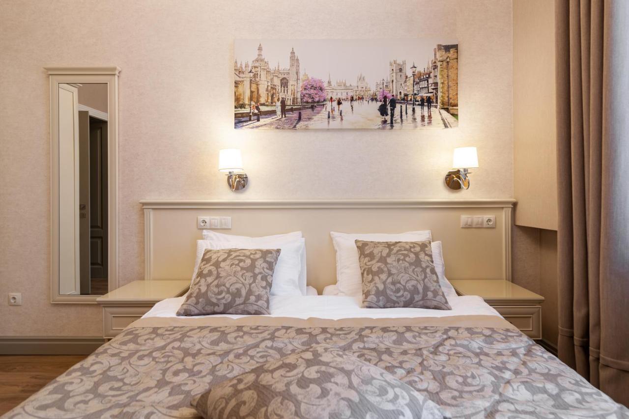 Royal Mini-Apart Hotel On Rynok Square リヴィウ エクステリア 写真